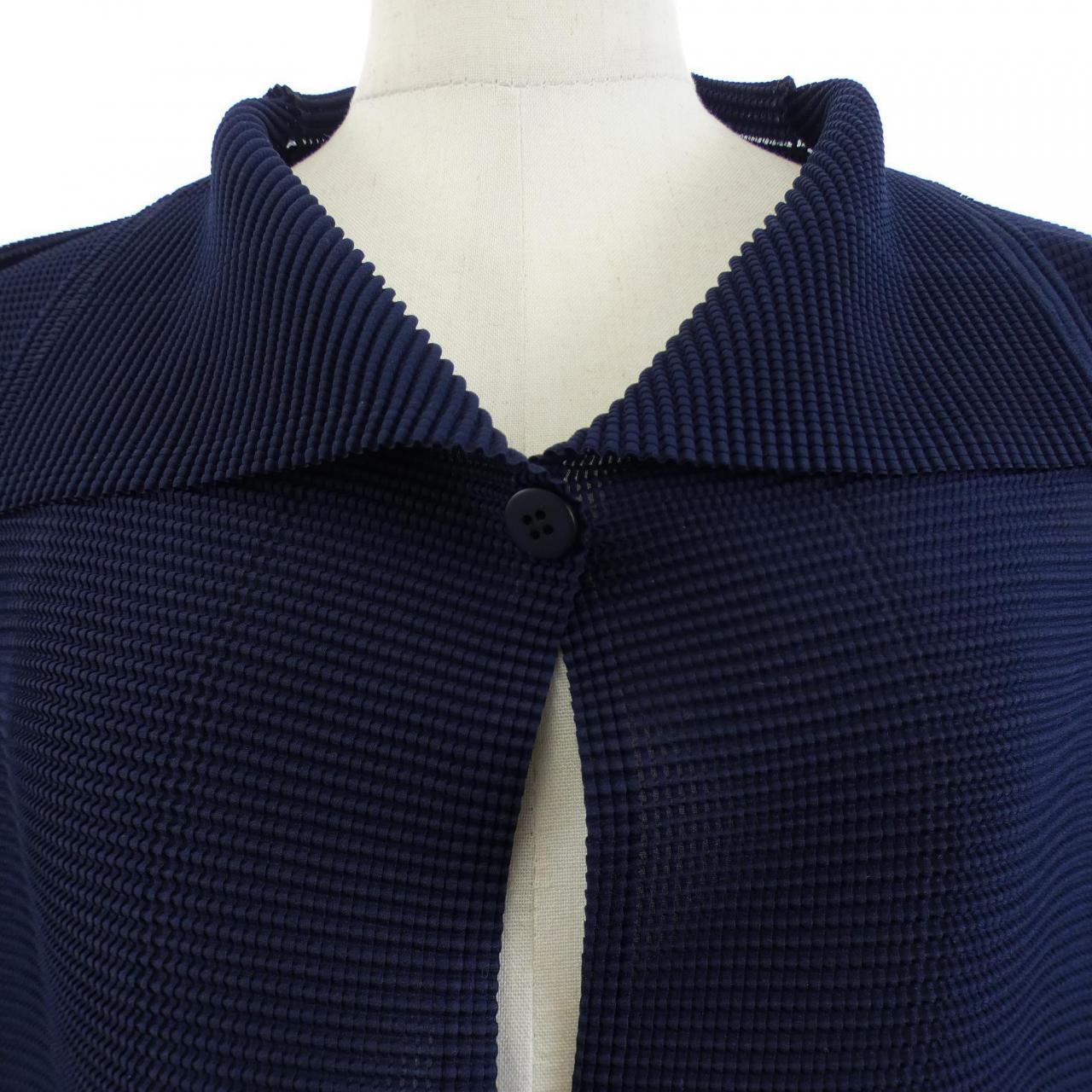 イッセイミヤケ ISSEY MIYAKE MI21FO764 カーディガン