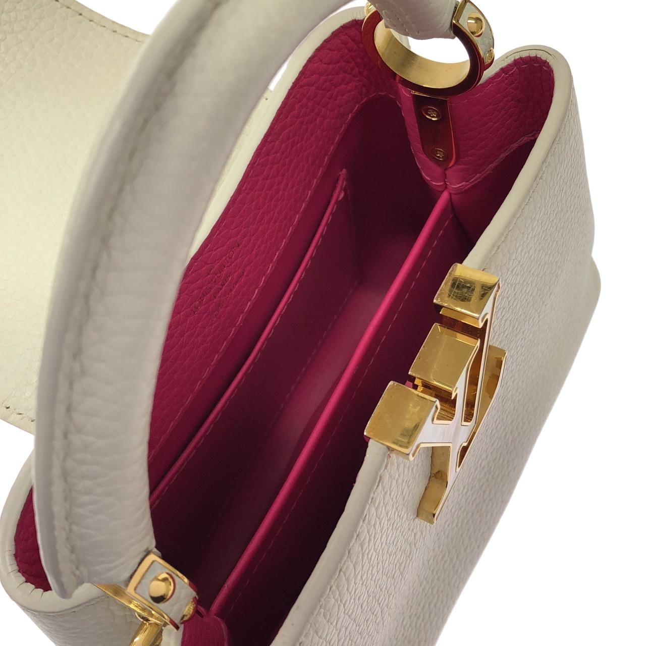 ルイヴィトン カプシーヌ MINI M22121 バッグ