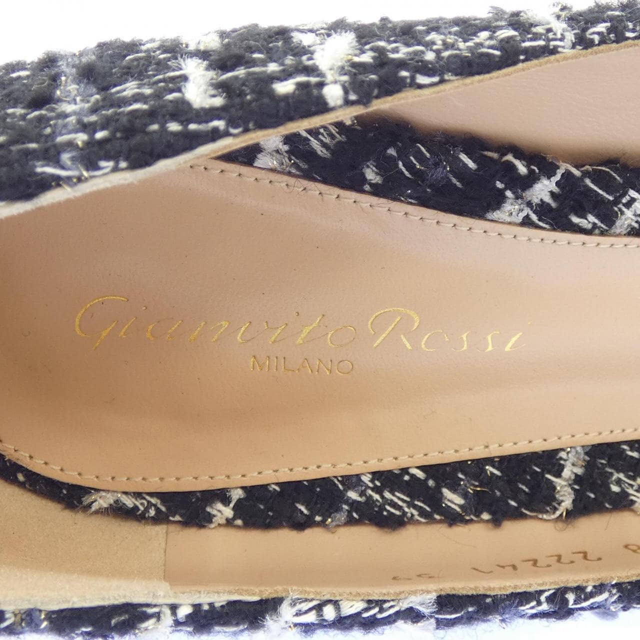 ジャンヴィトロッシ GIANVITO ROSSI パンプス