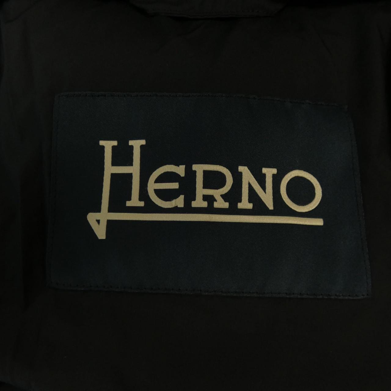 Herno羽絨大衣