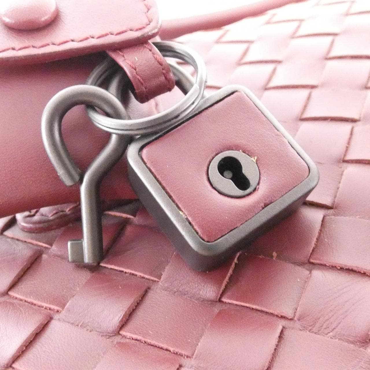 ボッテガヴェネタ バッグ