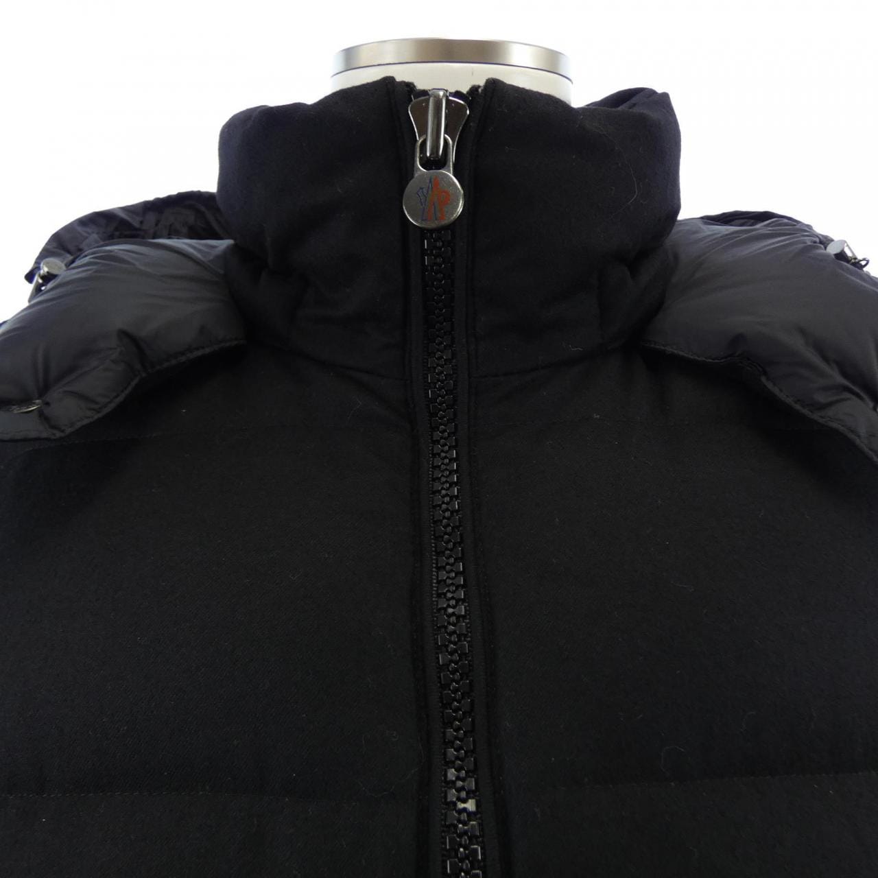 モンクレール MONCLER MONTGENEVRE ダウンジャケット