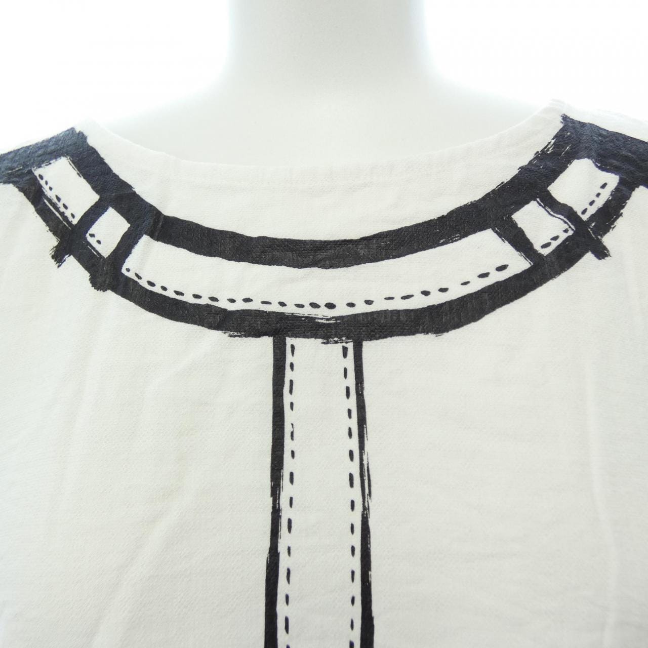 essentiel Tシャツ