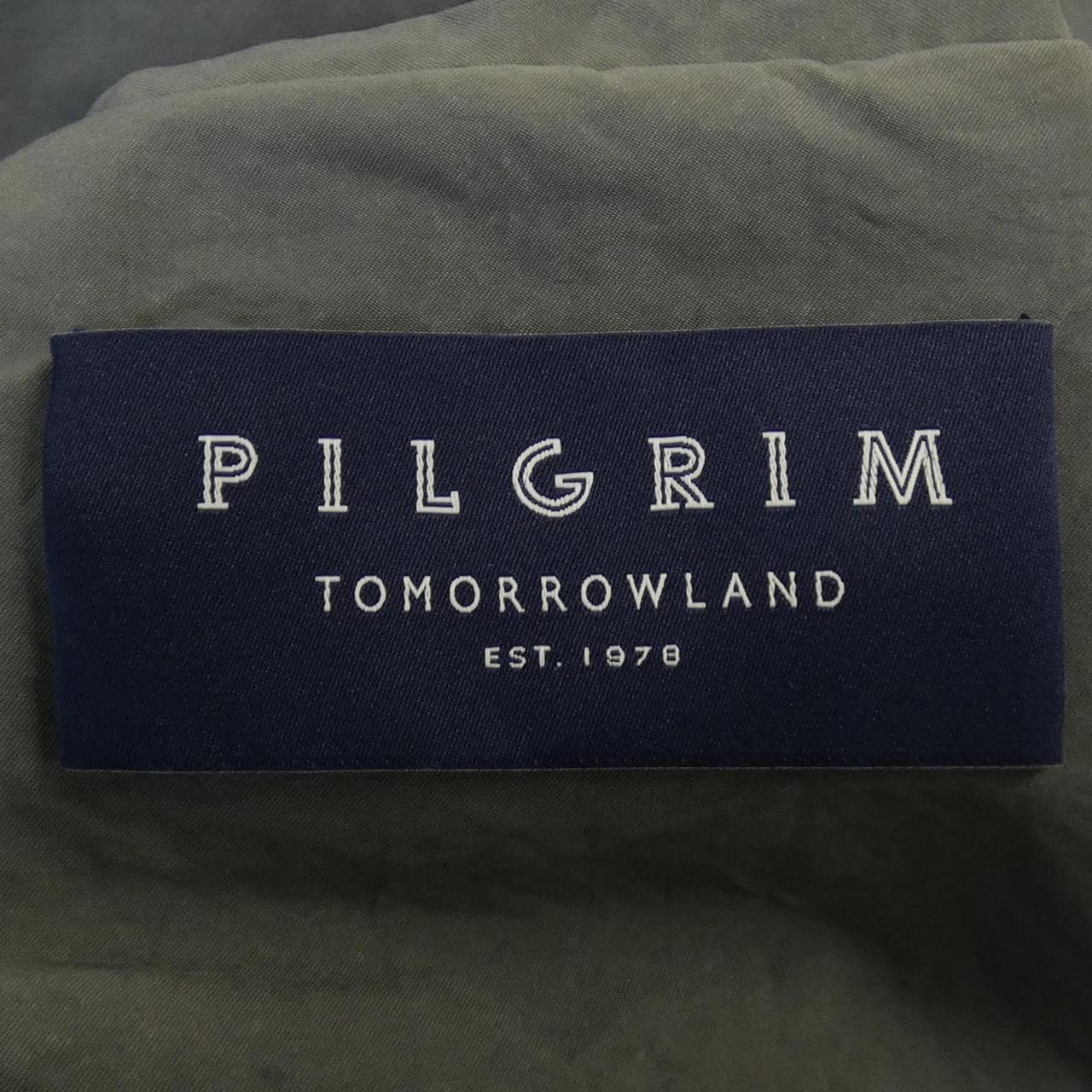 トゥモローランドピルグリム TOMORROWLAND PILGRIM 61-09-14-09002 コート
