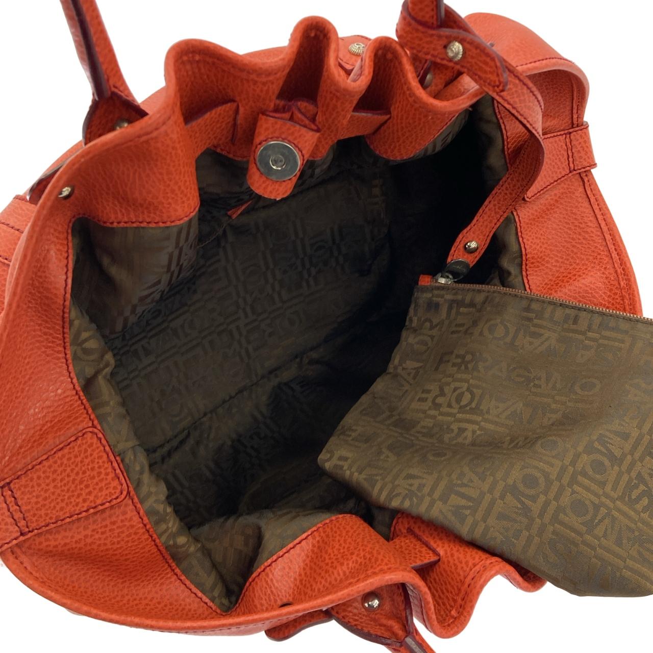 サルヴァトーレフェラガモ 21 A219 バッグ