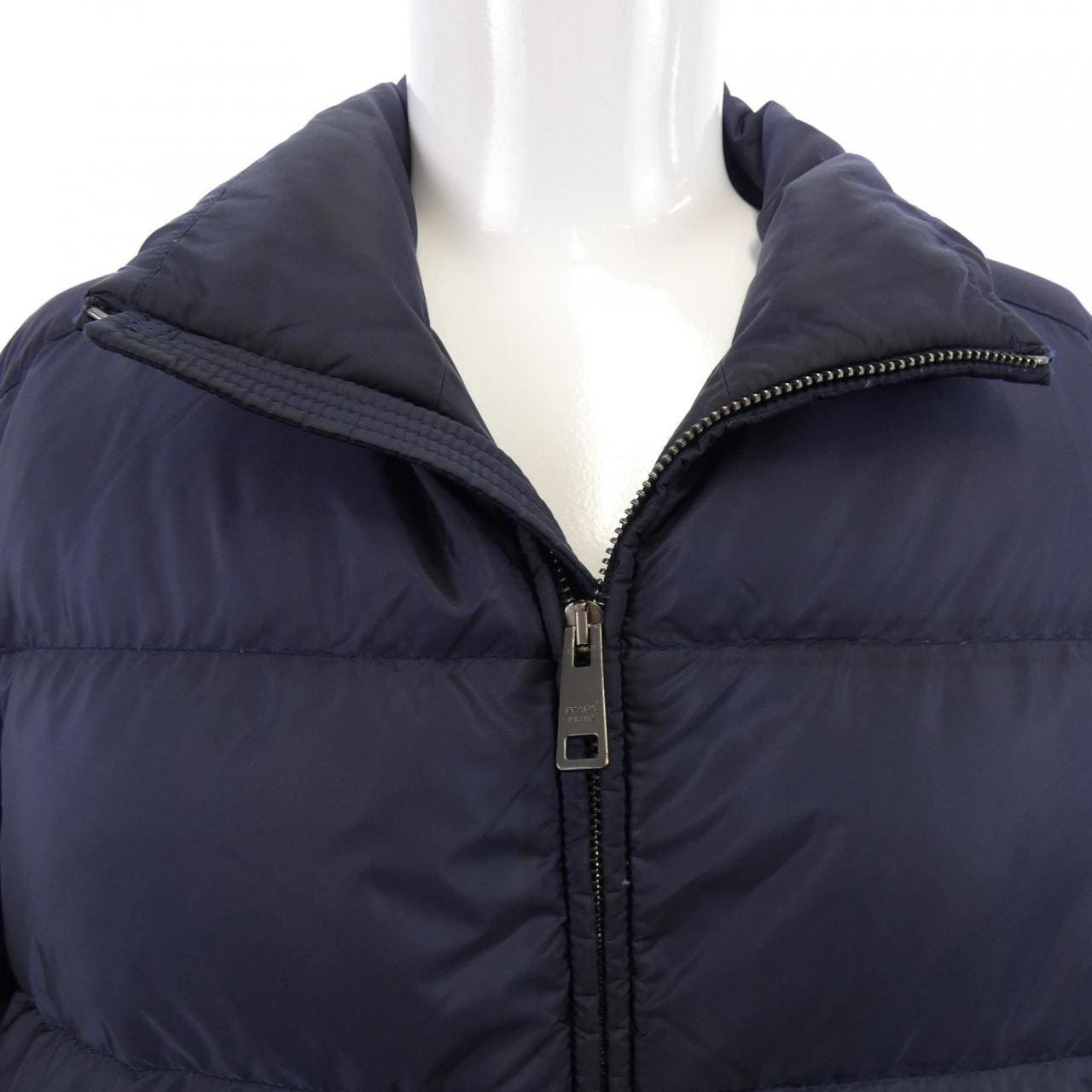 プラダ PRADA トライアングルロゴ SGY091 R132 Q04 ダウンジャケット