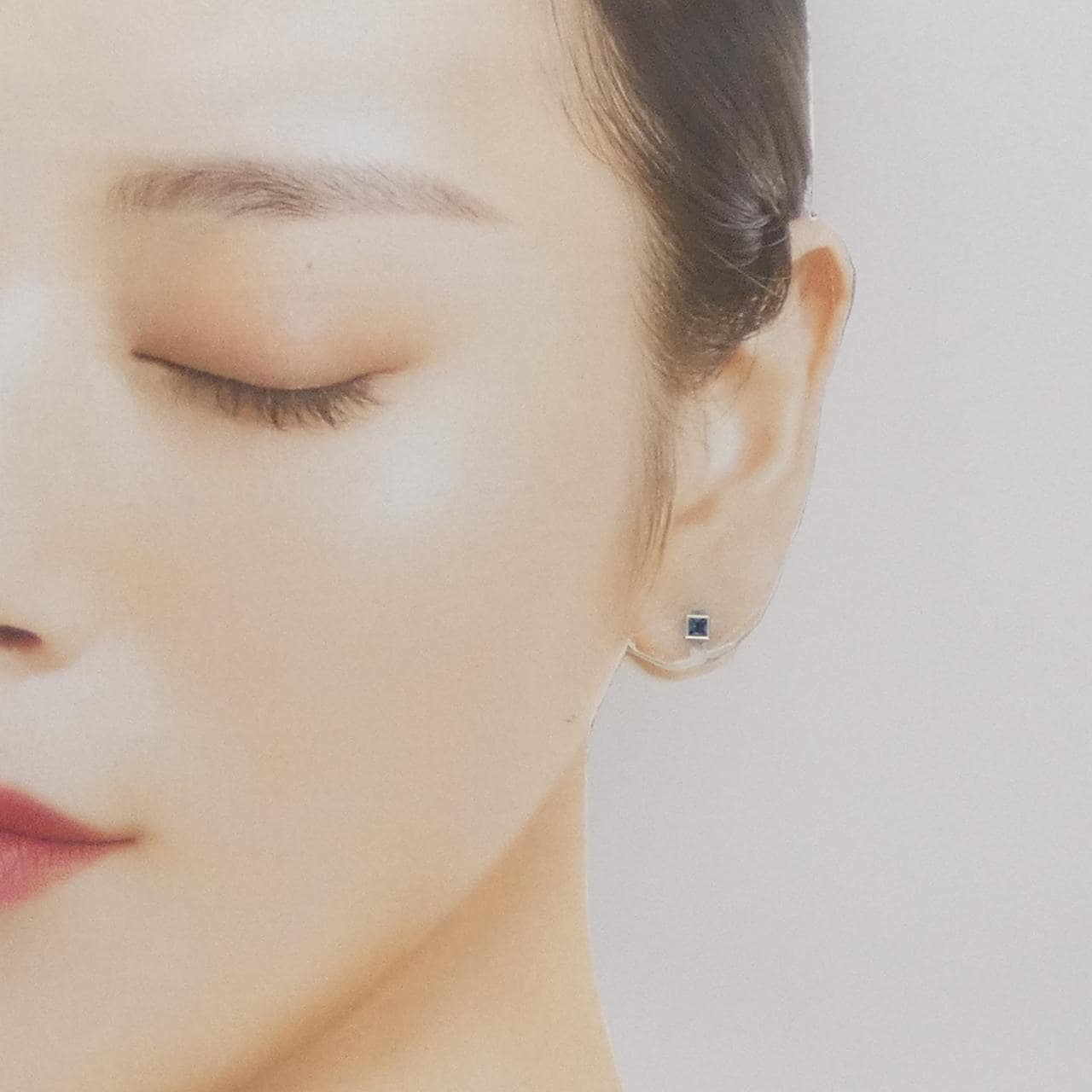 PT900 藍色托帕石石耳環