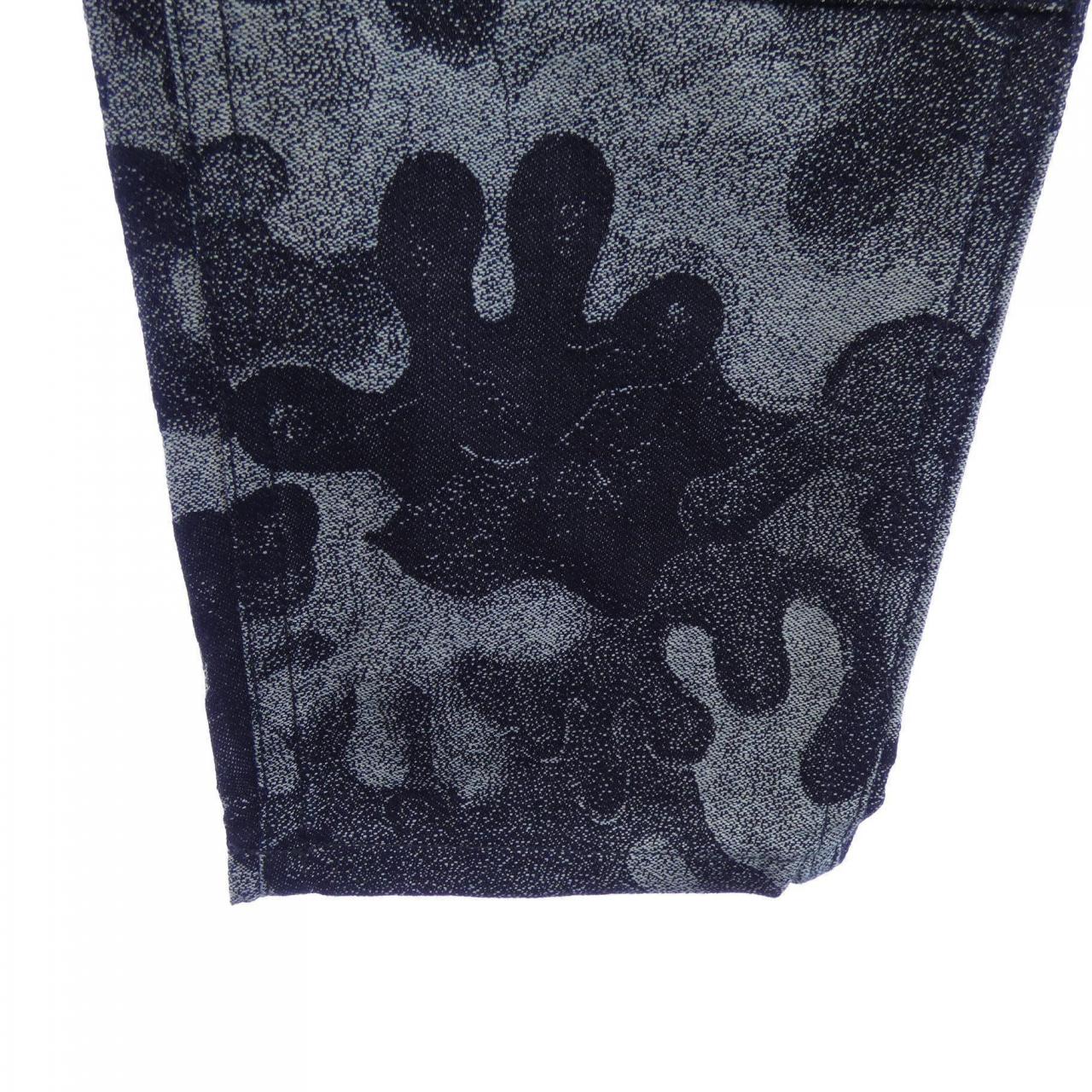 ディオール DIOR ピータードイグ PETER DOIG 183D022A5340 ジーンズ