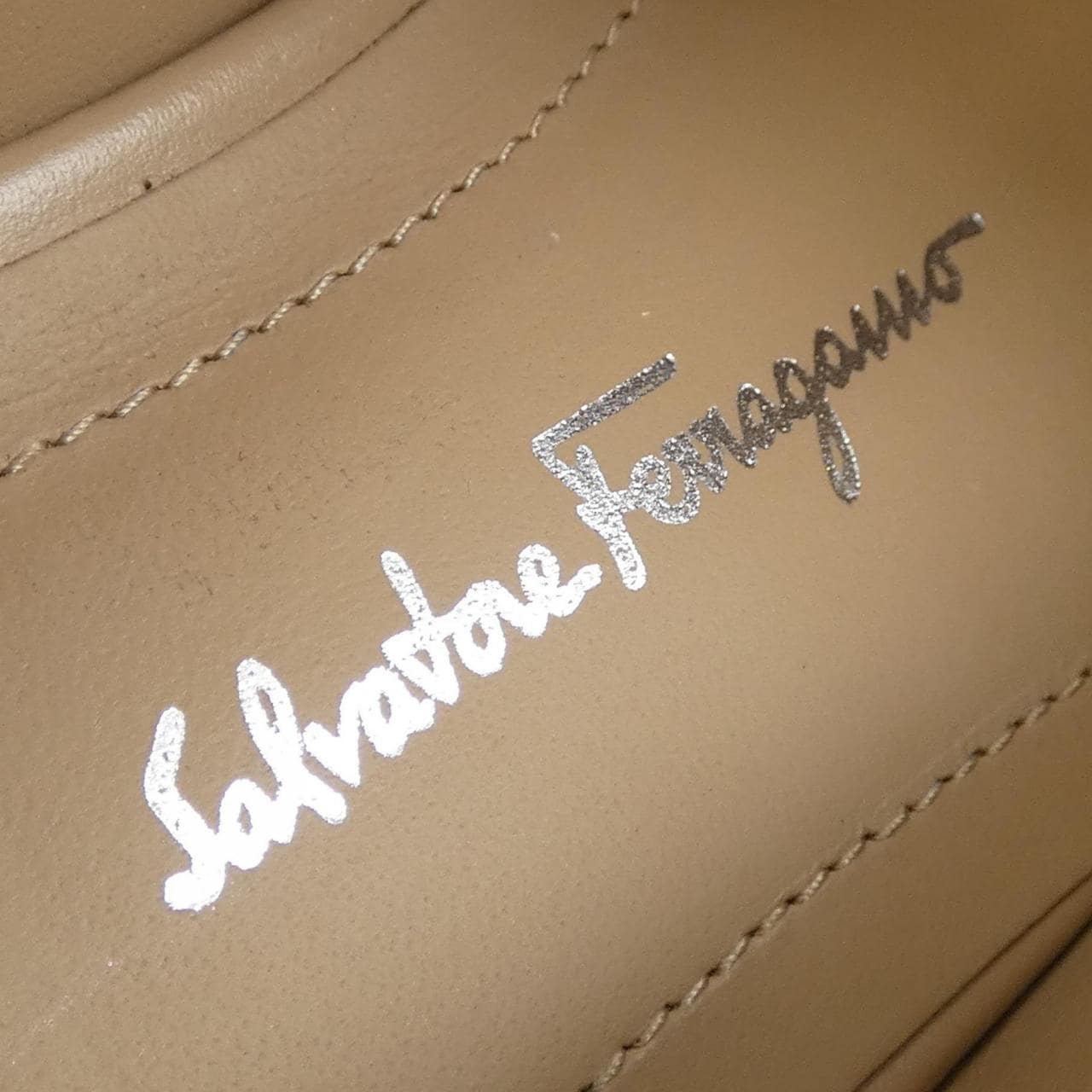 サルヴァトーレフェラガモ SALVATORE FERRAGAMO シューズ