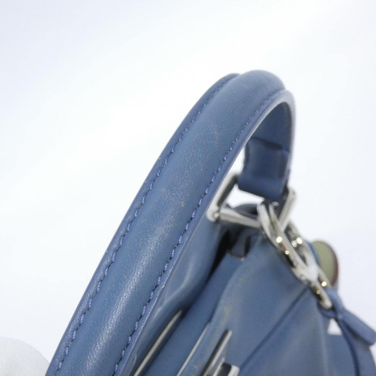 フェンディ ピーカブー ミニ 8BN244 I8P バッグ