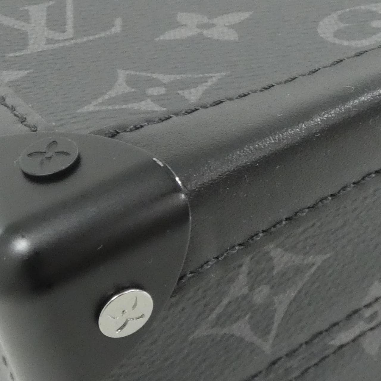 ルイヴィトン モノグラム エクリプス ソフトトランク ブリーフケース M44952 バッグ