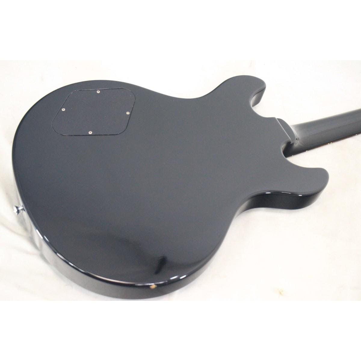 ＥＤＷＡＲＤＳ　Ｅ－ＢＲＩＣＯＬＥＵＲ