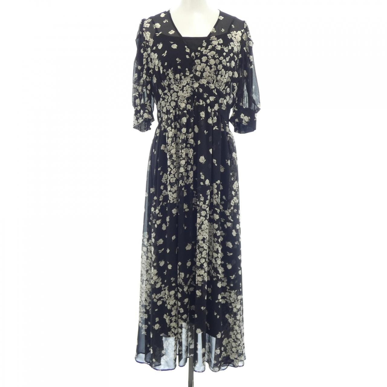 ジルスチュアート JILL STUART ワンピース