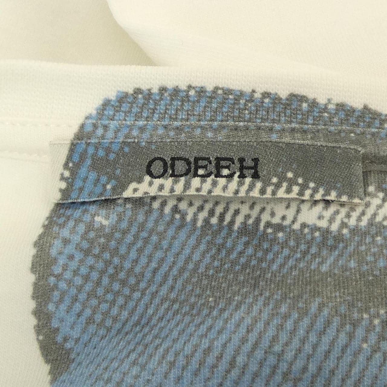 オデー ODEEH Tシャツ