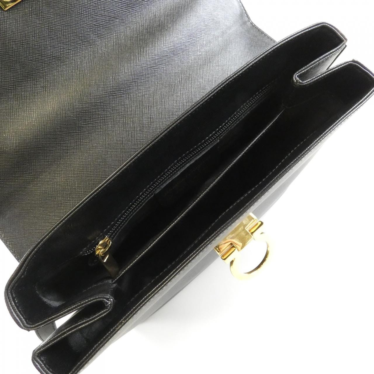 サルヴァトーレフェラガモ 21 0290 バッグ