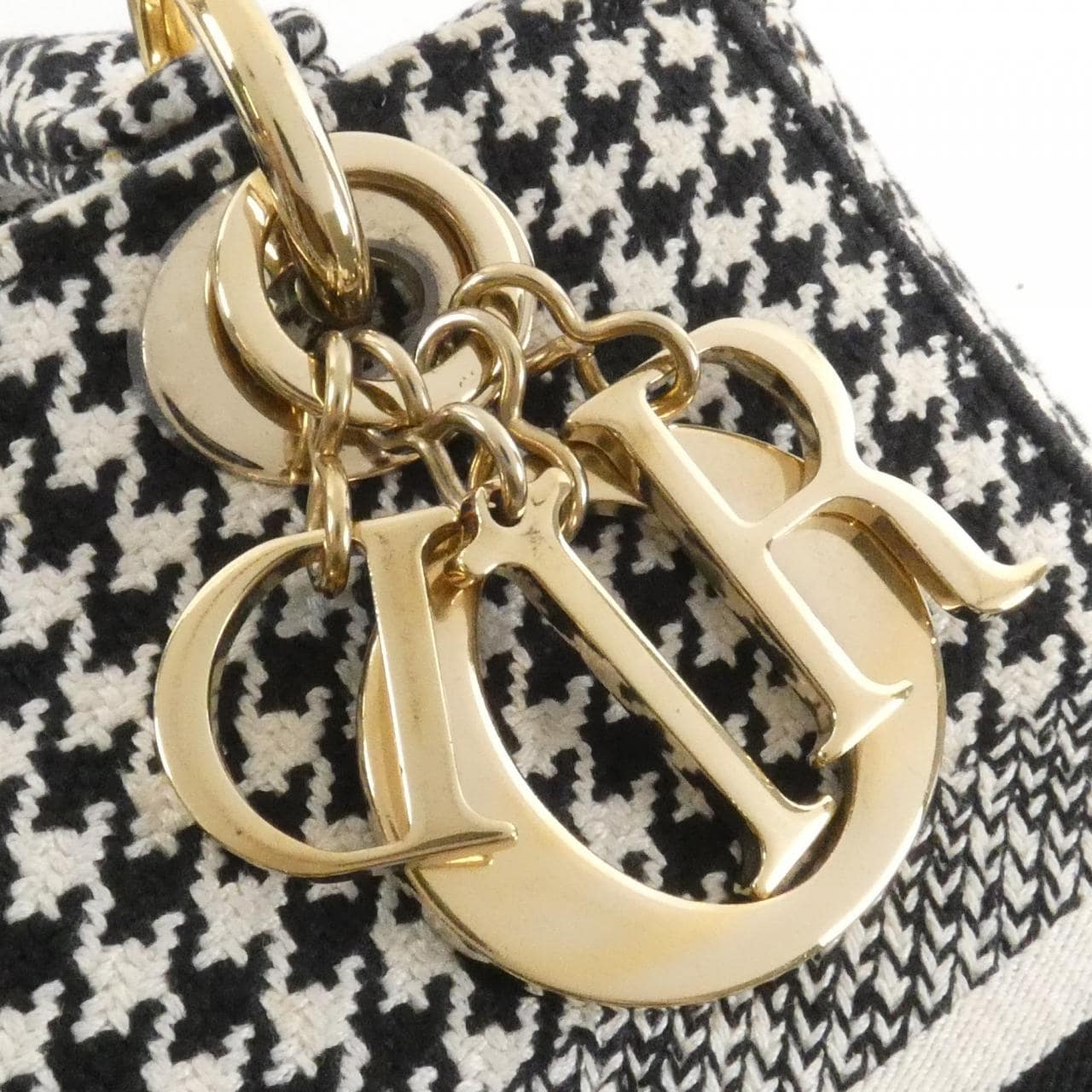 クリスチャンディオール レディ D-ライト ミディアム M0565OZAE バッグ