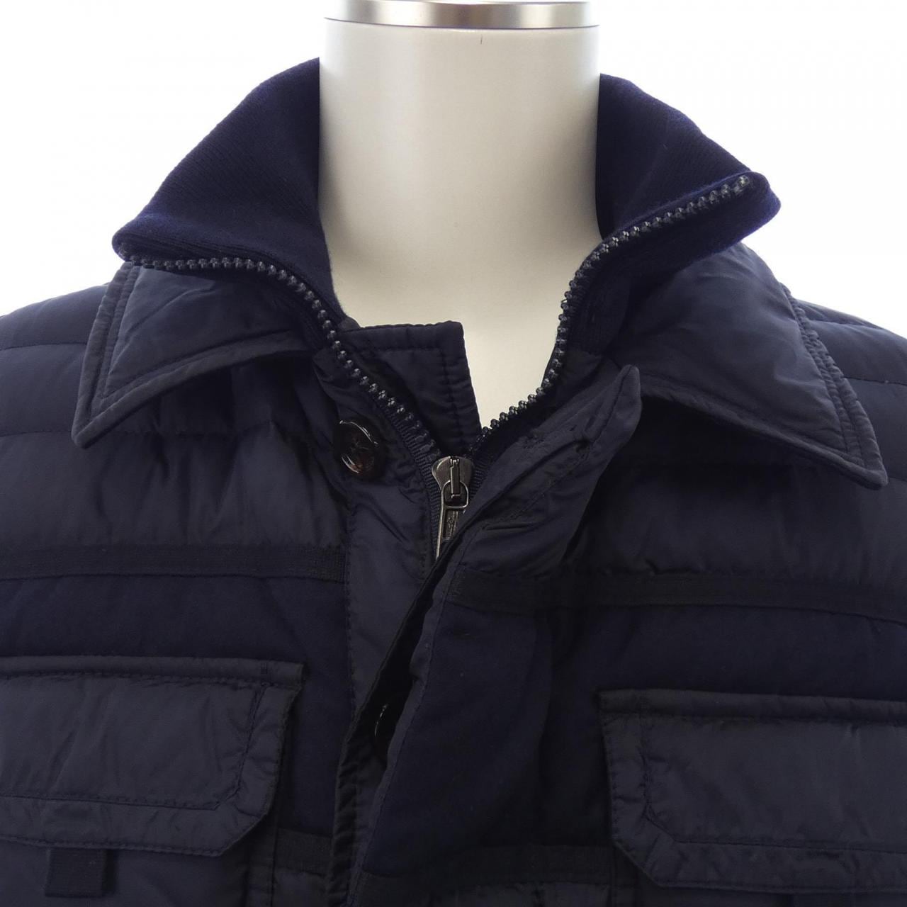 MONCLER蒙克勒羽絨服