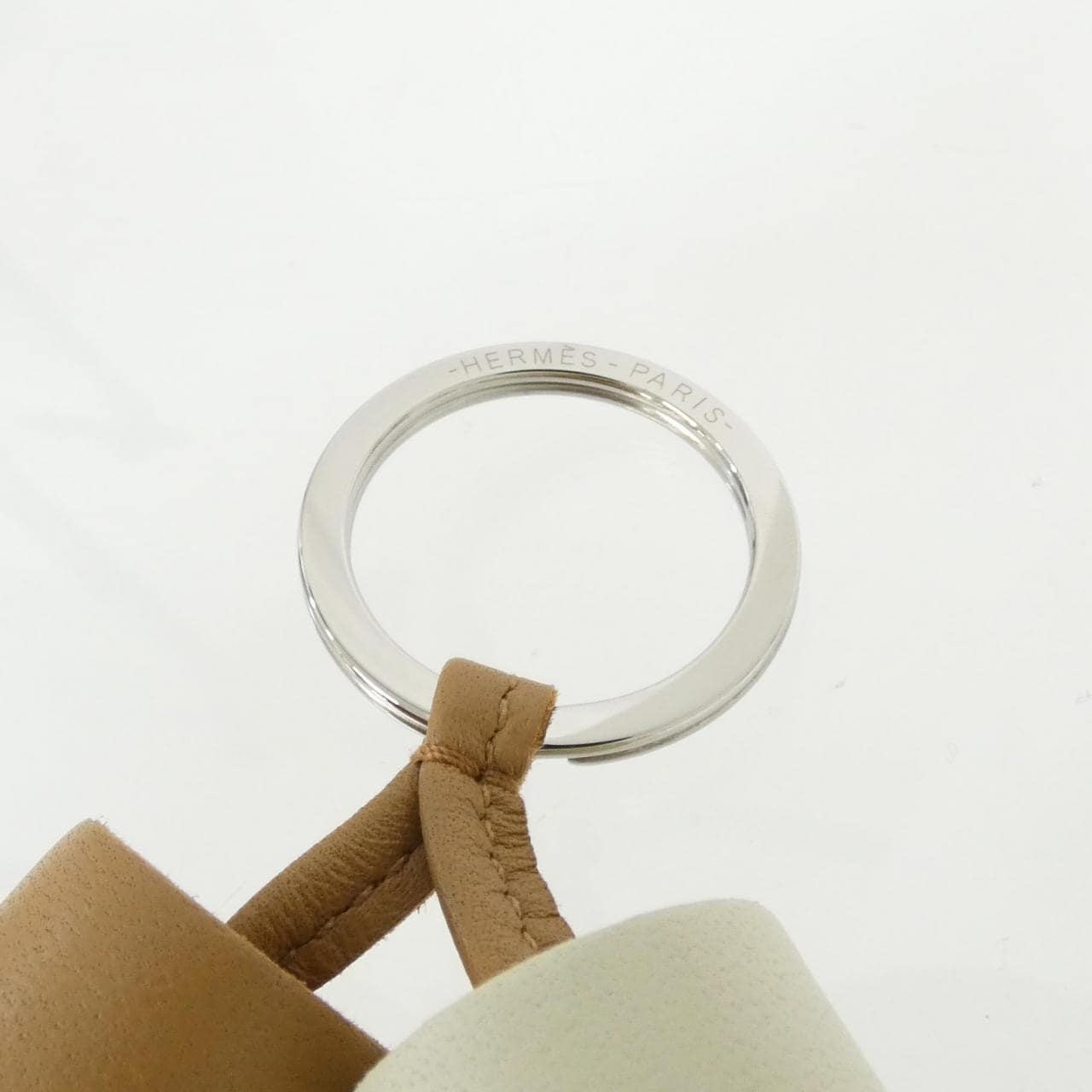 エルメス カルメン ウノドス 077895CJ キーリング