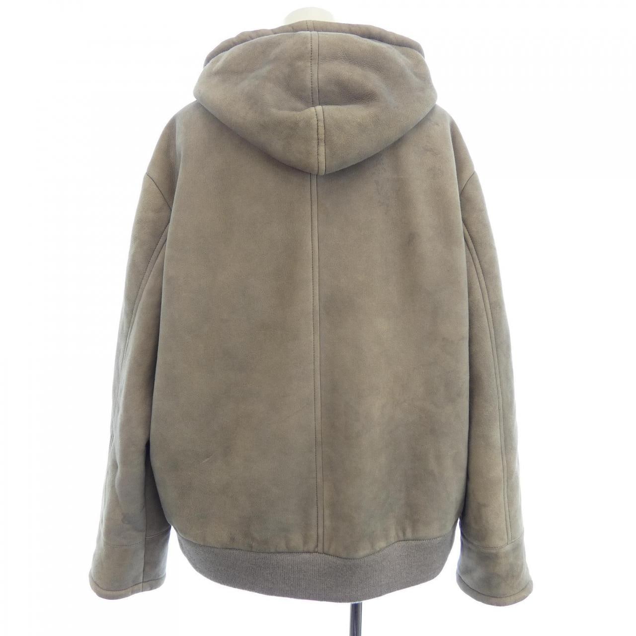 プラダ PRADA UPW513 S000 15MB ムートンジャケット