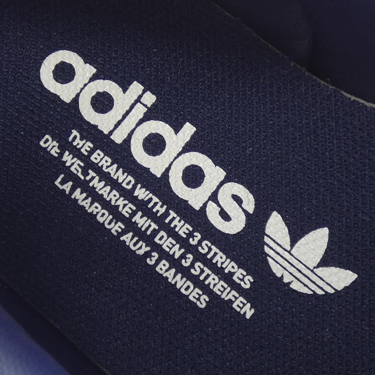 アディダス ADIDAS IH9650 スニーカー