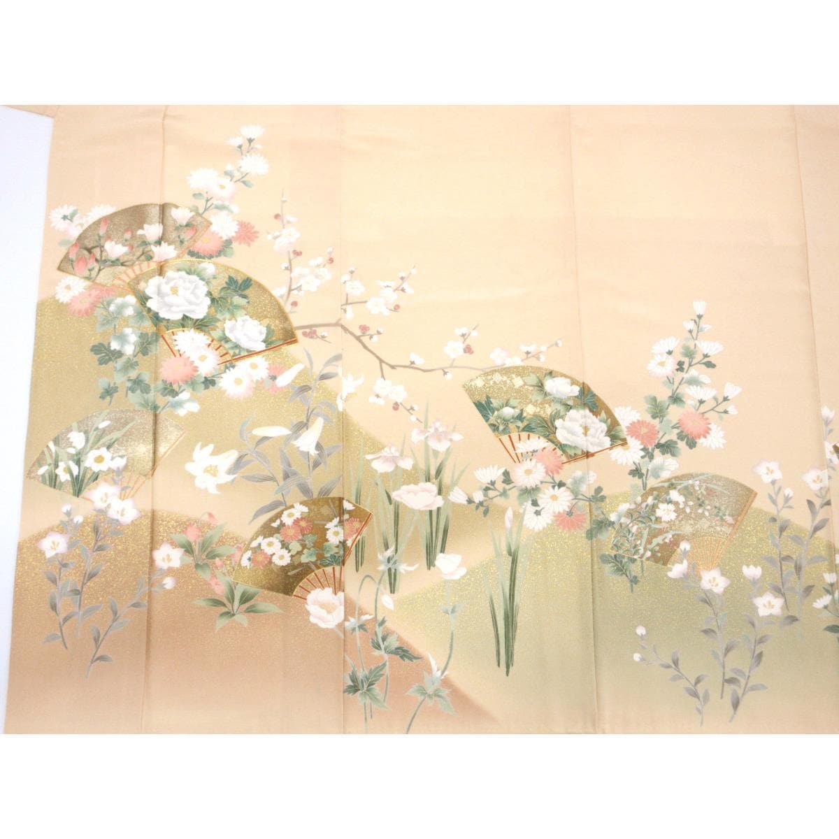 訪問着　友禅金彩加工　刺繍入り