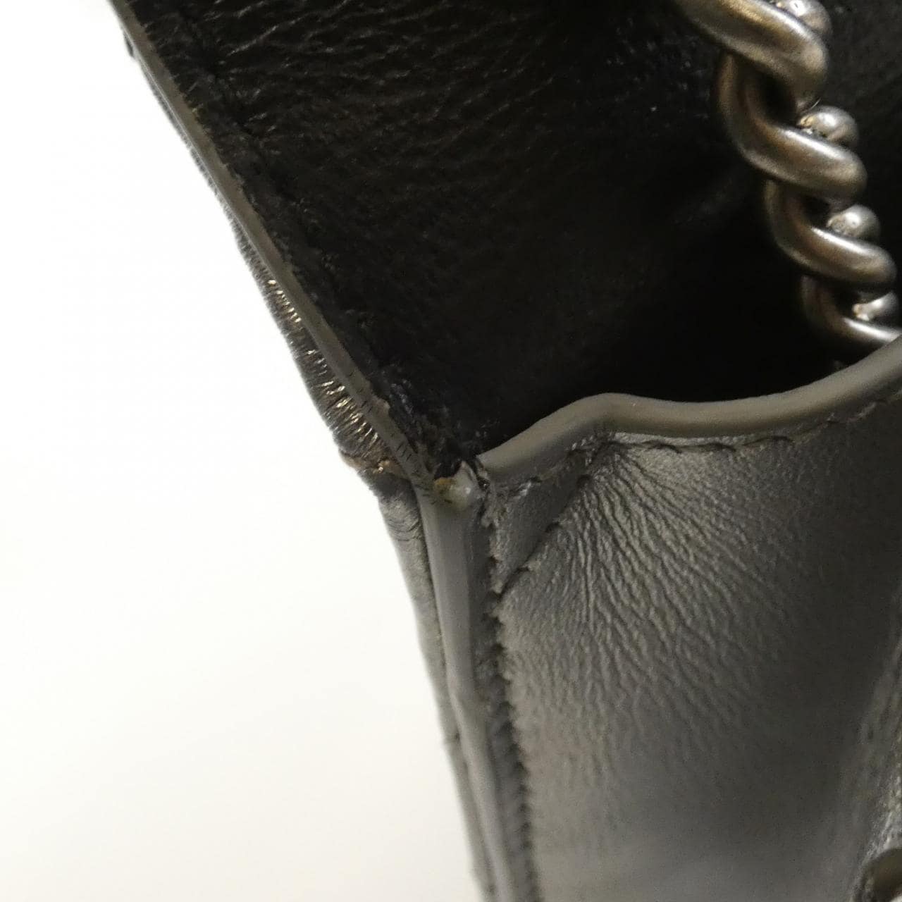 バレンシアガ B WALLET ON CHAIN BAG 593615 IND3Y チェーンウォレット