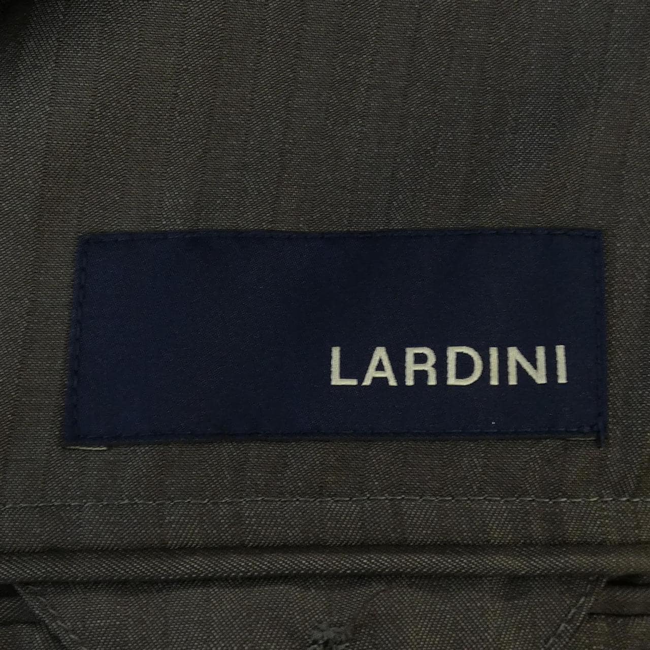 ラルディーニ LARDINI スーツ