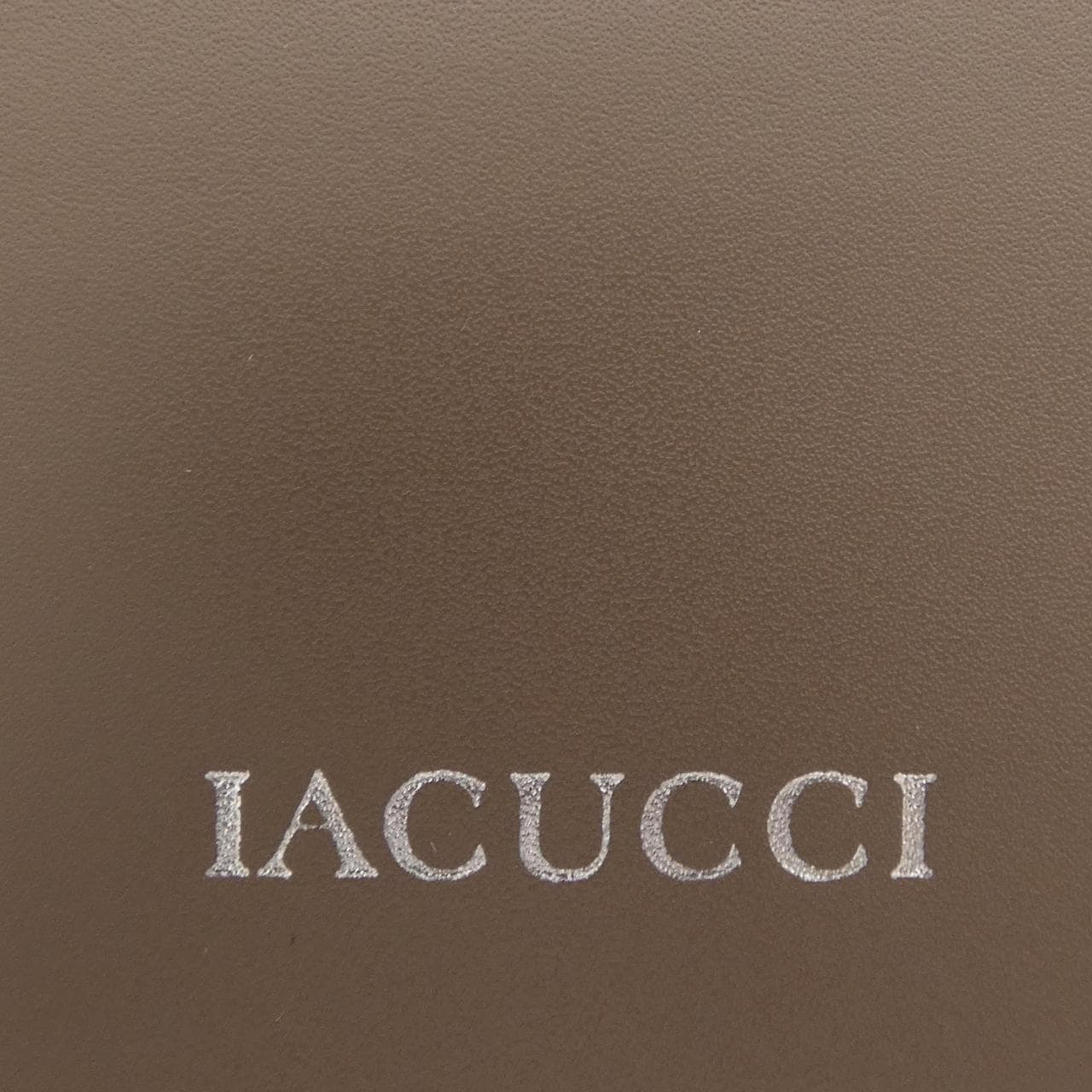 IACUCCI BAG