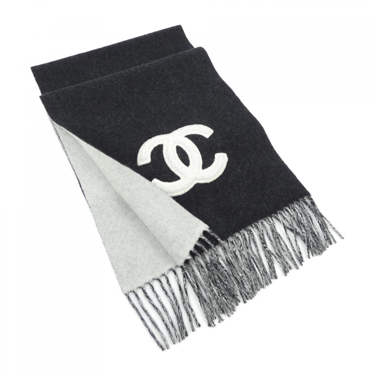 CHANEL MUFFLER