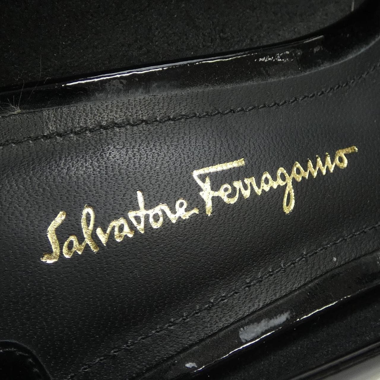 サルヴァトーレフェラガモ SALVATORE FERRAGAMO GARDA パンプス