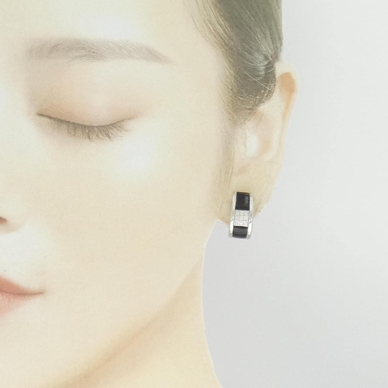 750WG オニキス ピアス/イヤリング 4.00CT