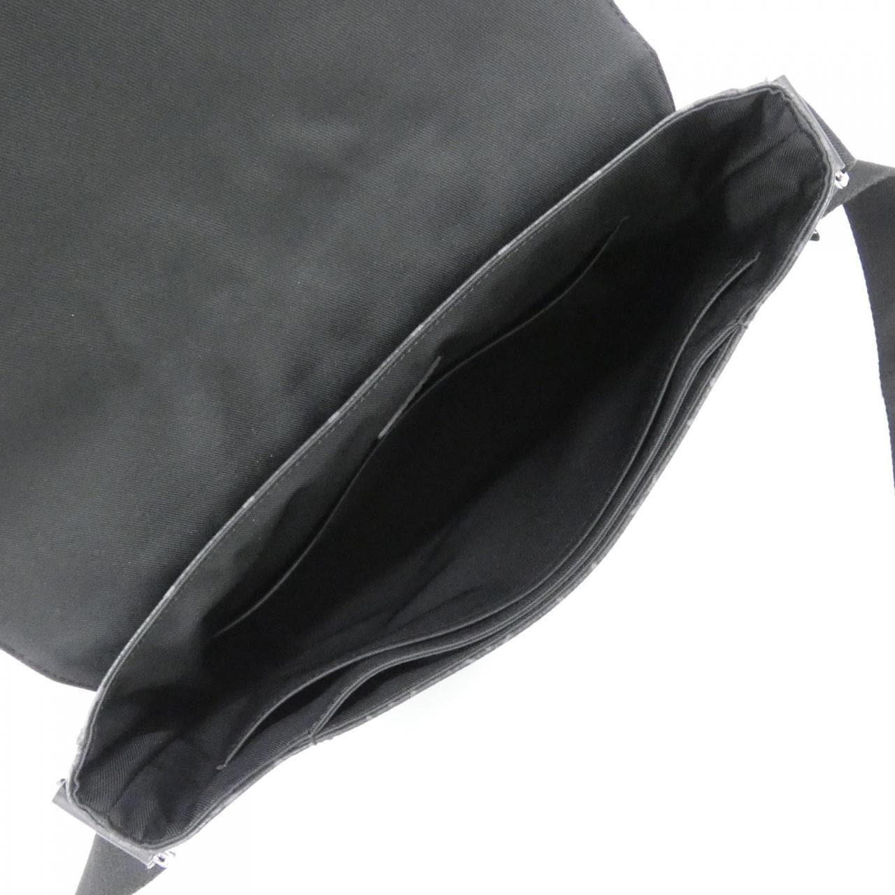 ルイヴィトン モノグラム エクリプス ディストリクト MM M44001 ショルダーバッグ