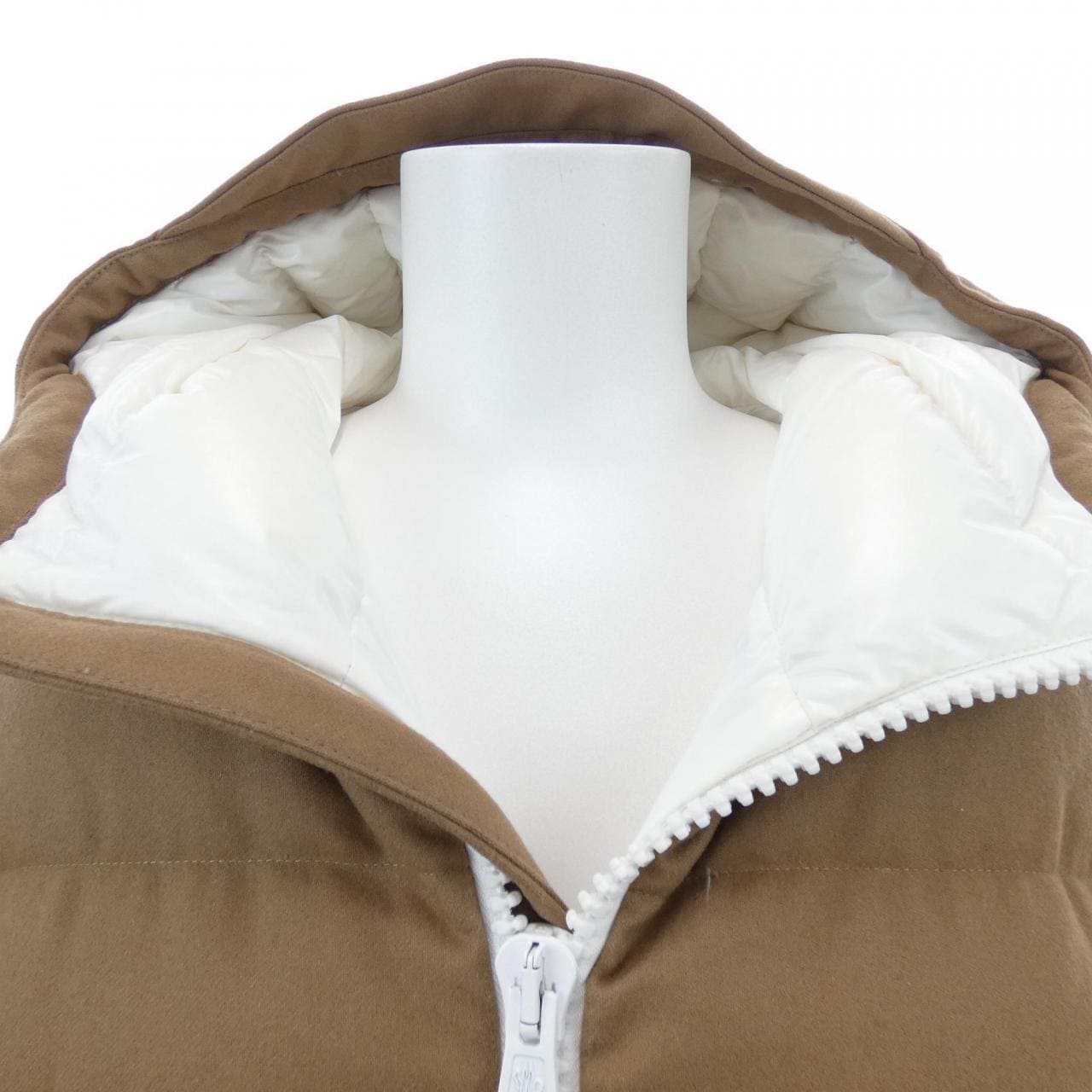 モンクレール MONCLER VABB ダウンジャケット