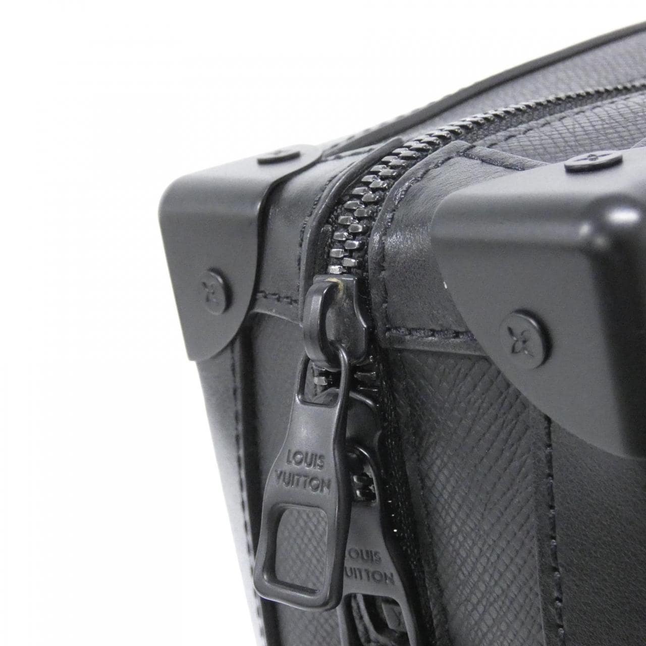 ルイヴィトン タイガ レインボーカラー ソフトトランク M30341 ショルダーバッグ