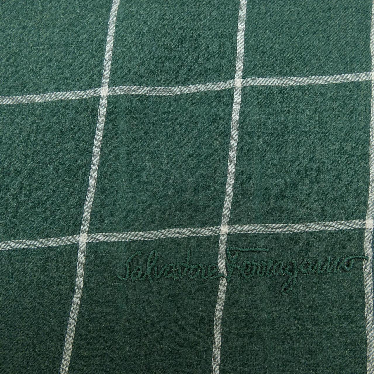 サルヴァトーレフェラガモ SALVATORE FERRAGAMO STOLE