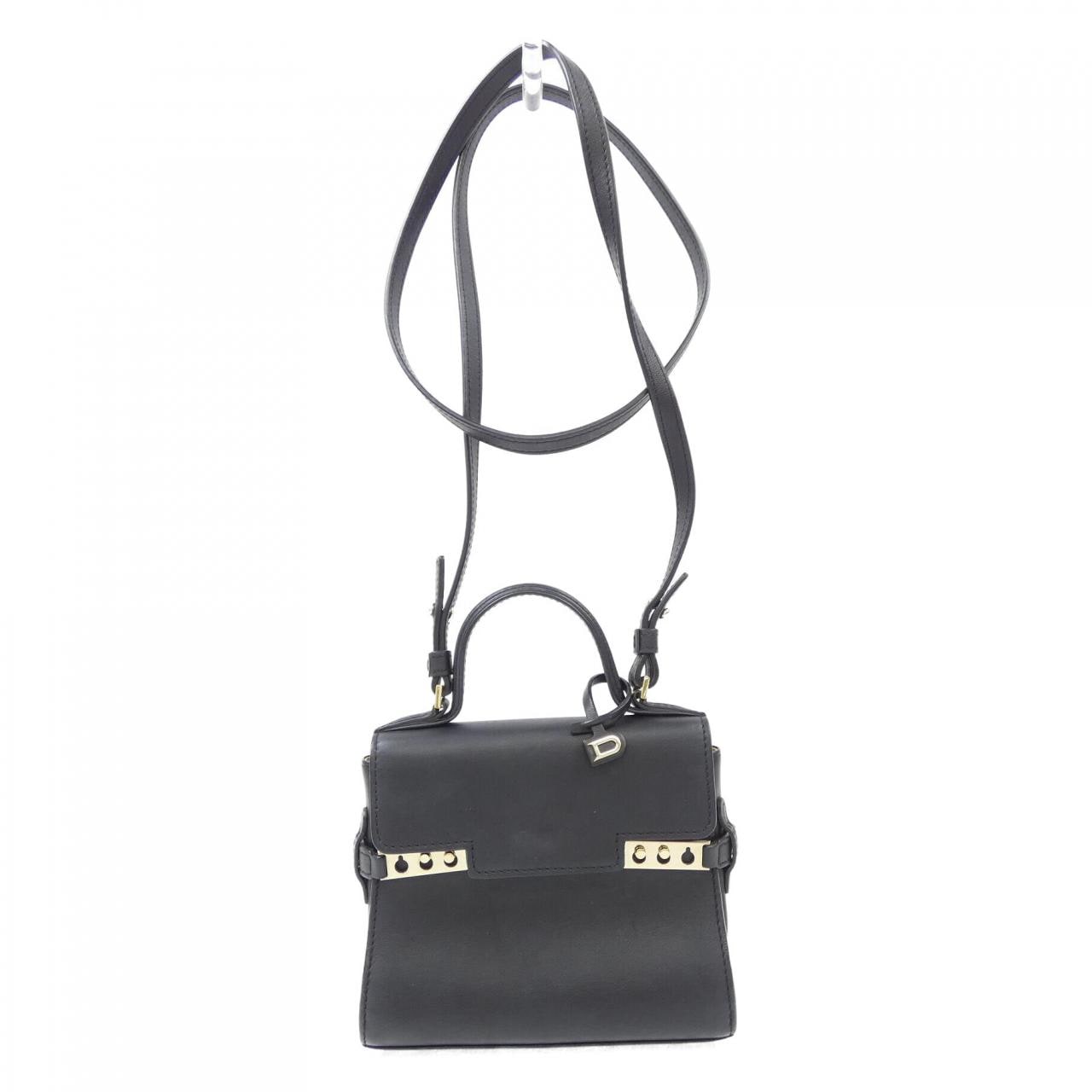 德爾沃DELVAUX