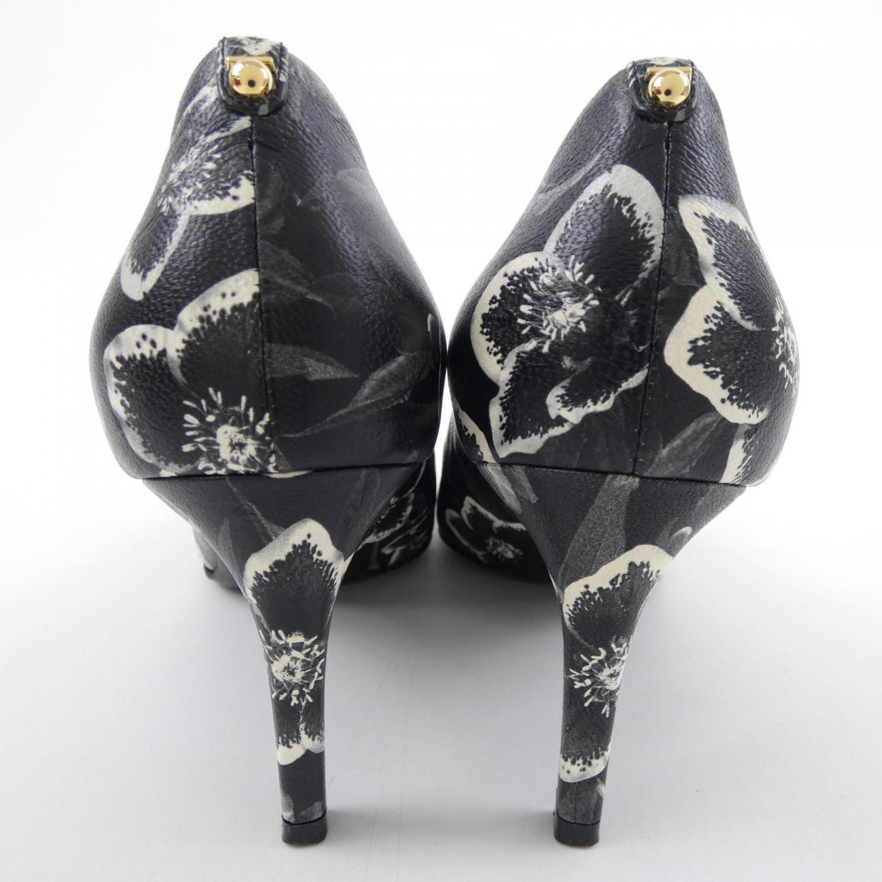 サルヴァトーレフェラガモ SALVATORE FERRAGAMO パンプス