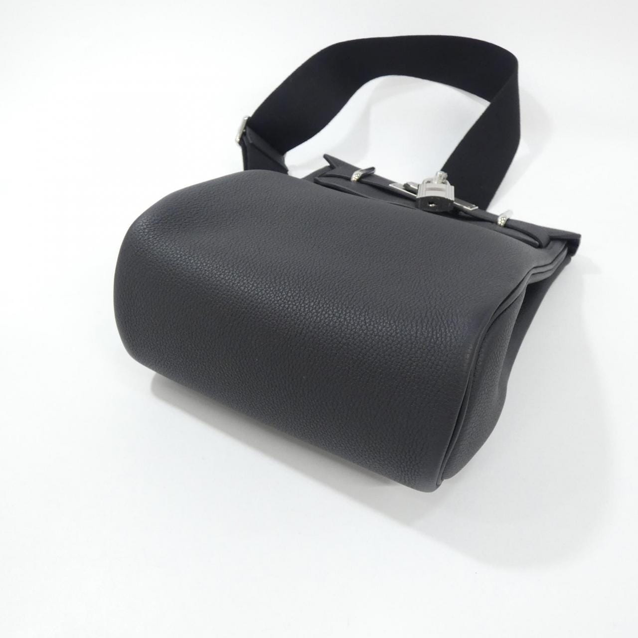 エルメス アッカド PM 083589CK ショルダーバッグ