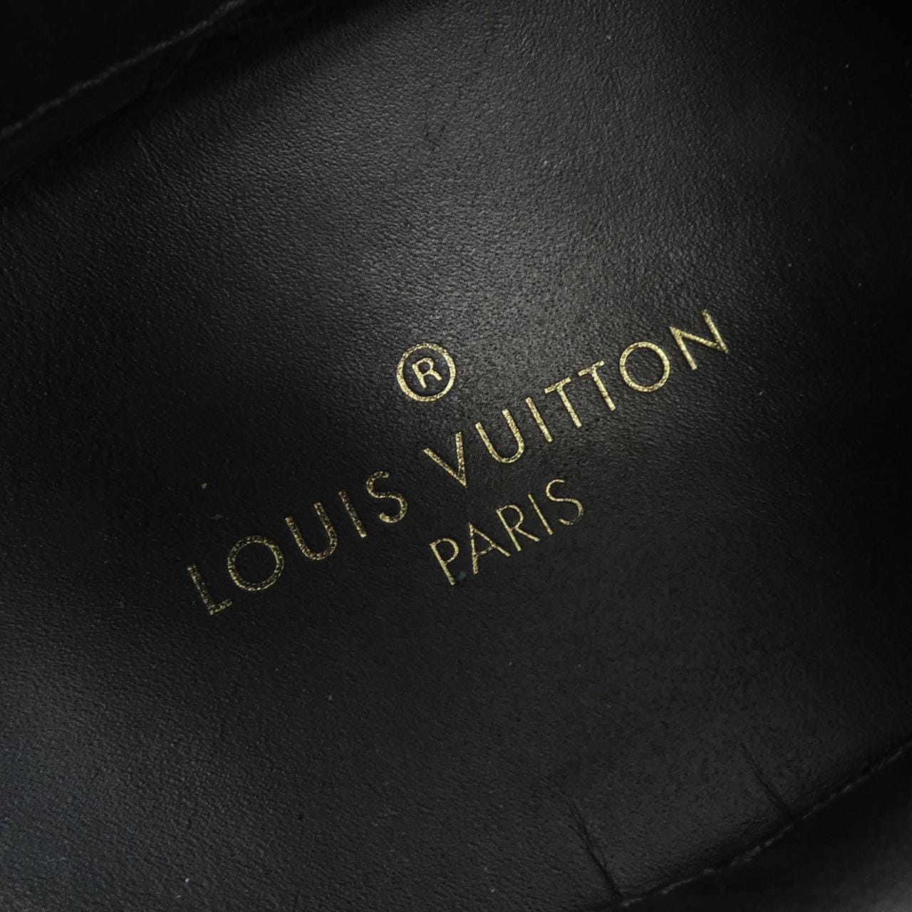 ルイヴィトン LOUIS VUITTON ランアウェイライン スニーカー