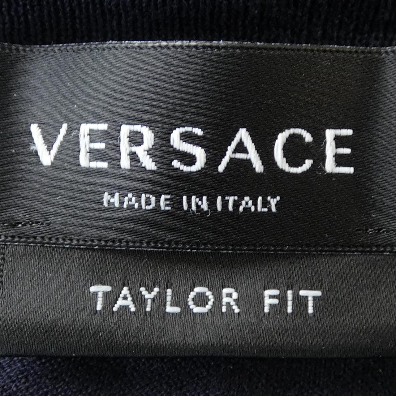 ヴェルサーチェ VERSACE A88653 A228806 Tシャツ