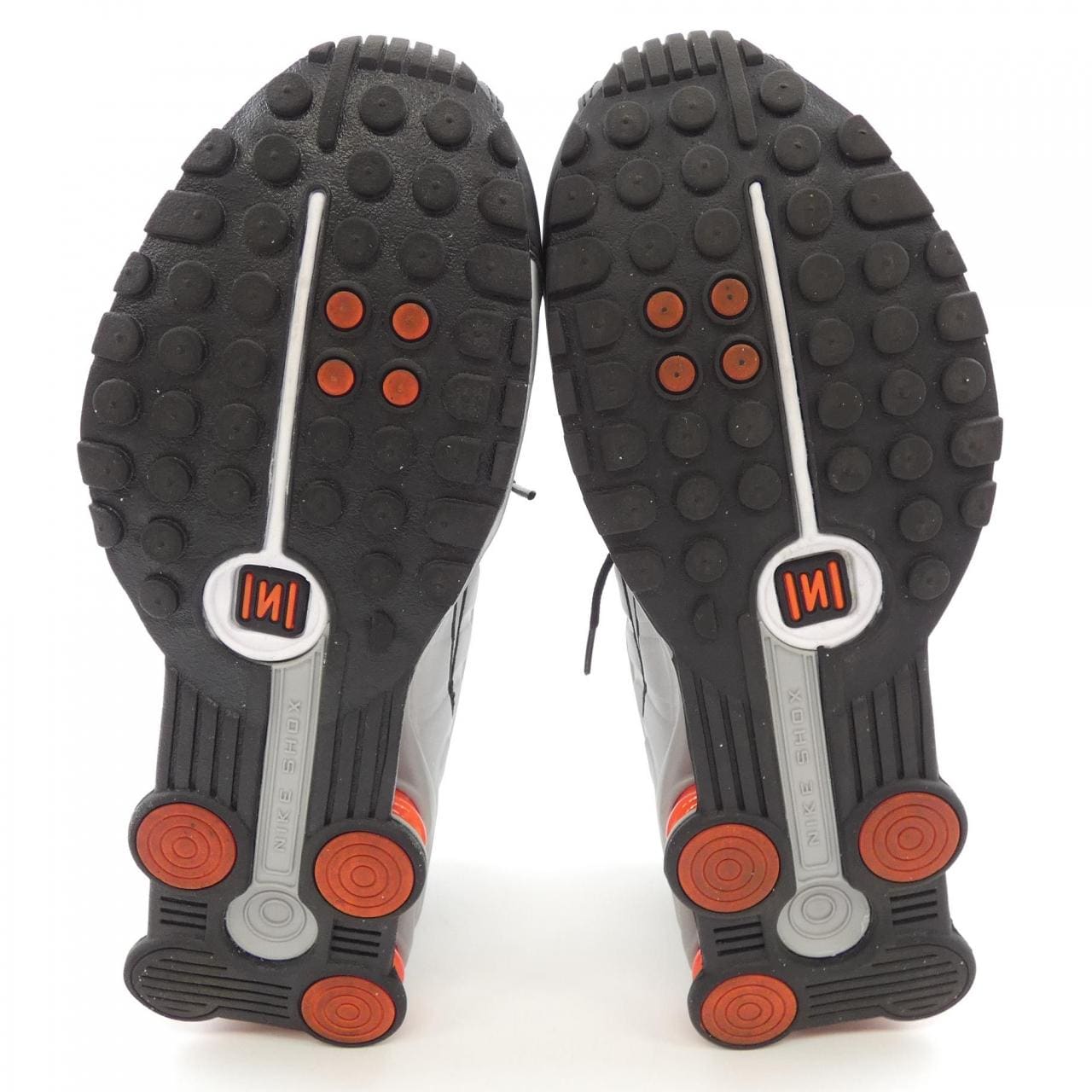 ナイキ NIKE スニーカー