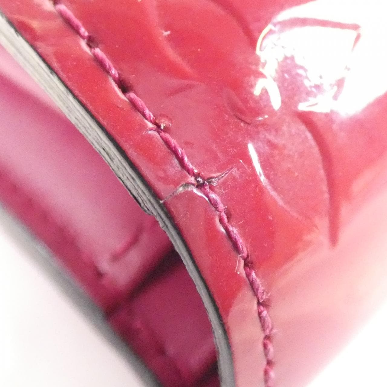 ルイヴィトン ヴェルニ ポルトフォイユ ヴィエノワ M93528 財布