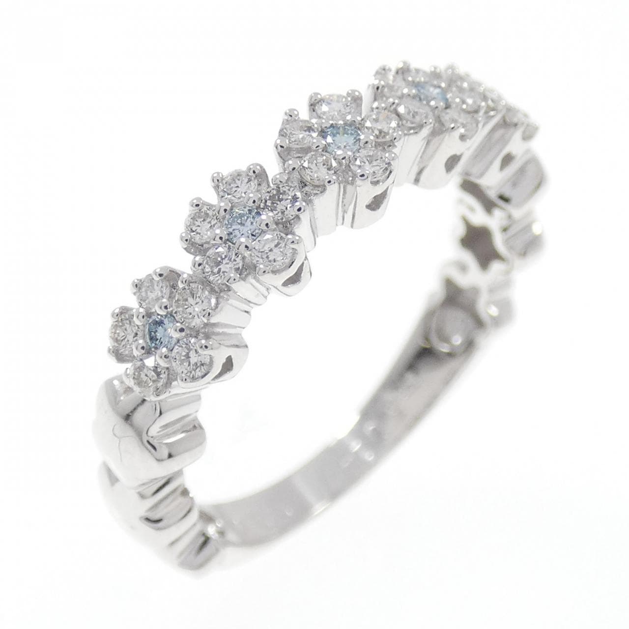 K18WG flower Diamond ring 0.04CT