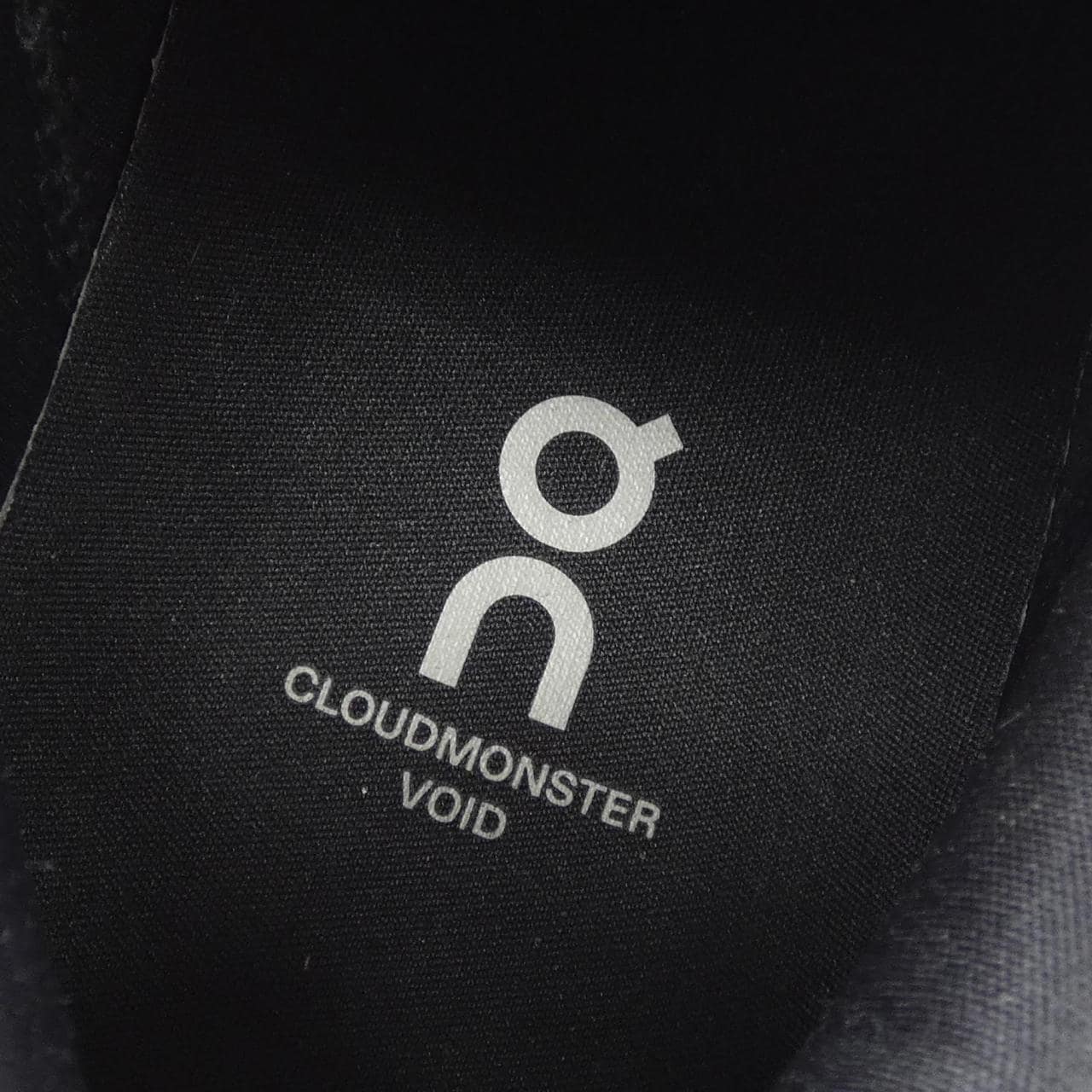 オン On CLOUDMONSTER VOID シューズ