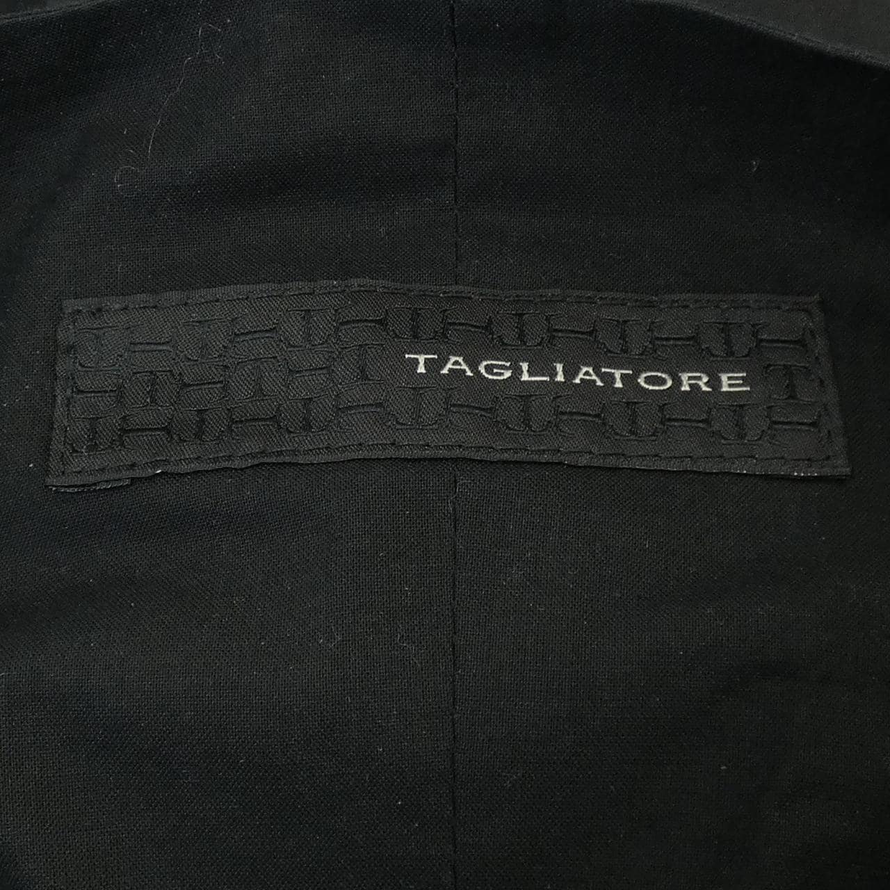 TAGLIATORE Vest