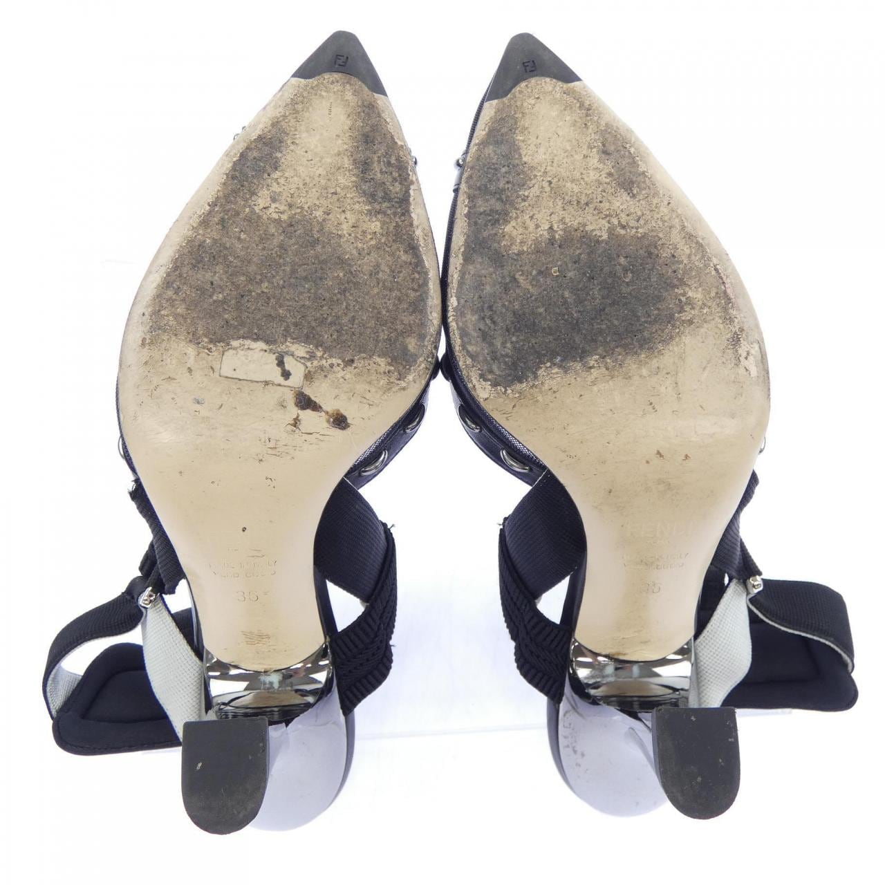 フェンディ FENDI パンプス