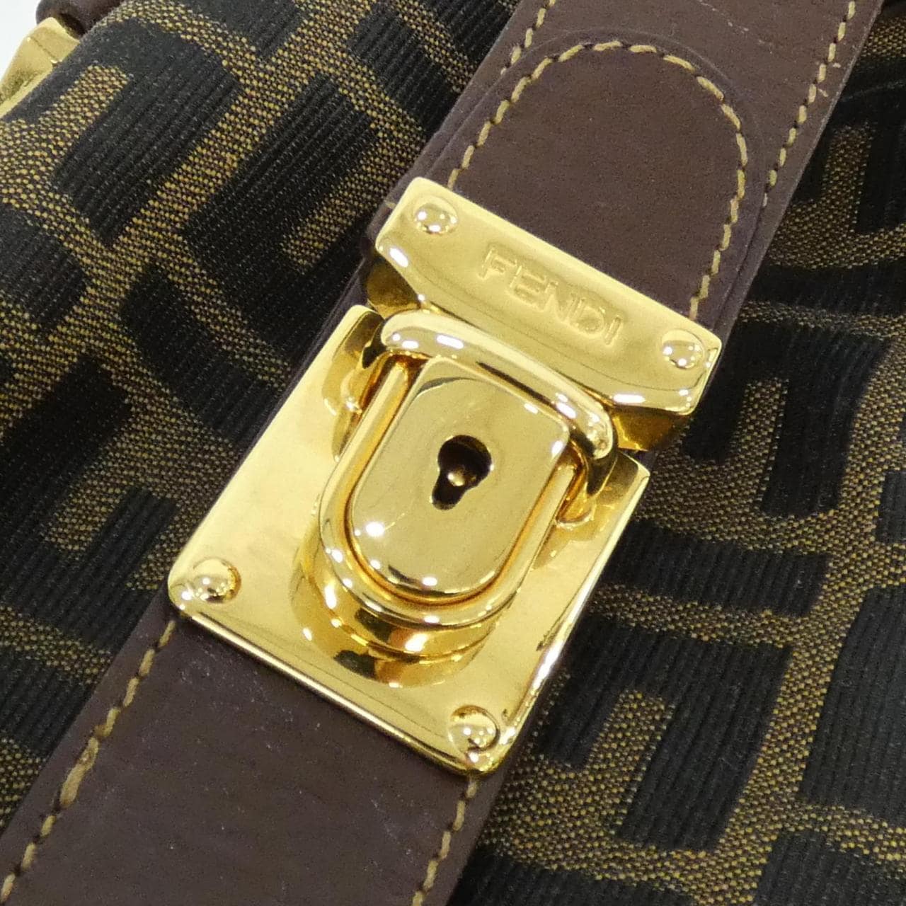 【ヴィンテージ】フェンディ 26351 バッグ