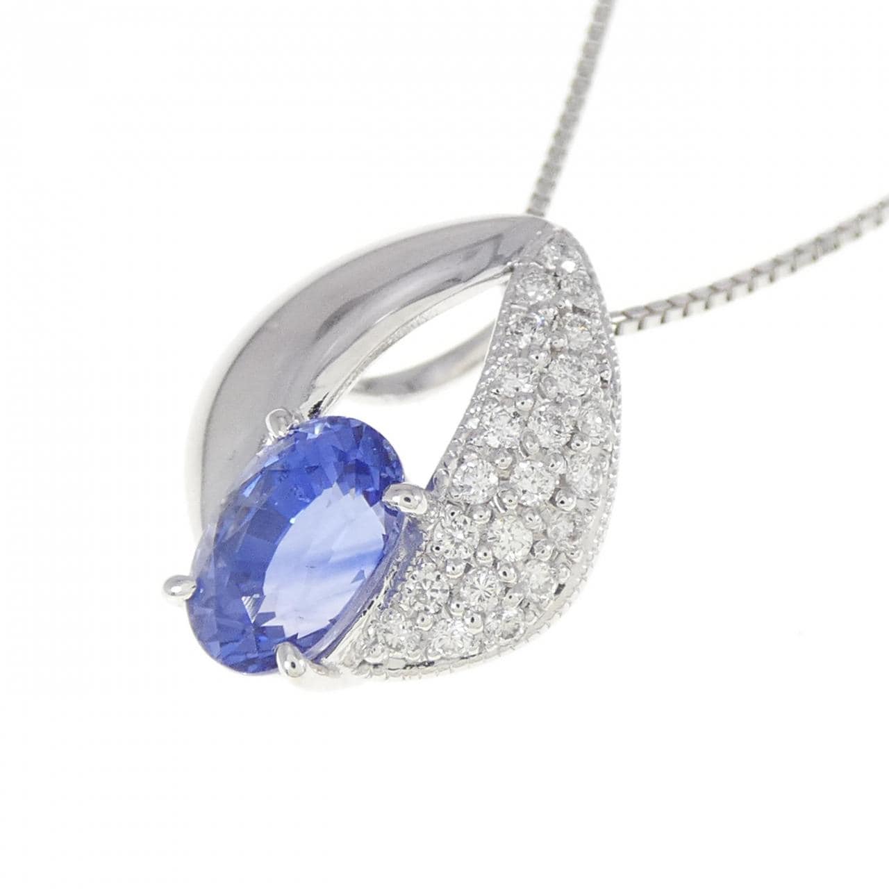 750WG/K18WG Sapphire Necklace 1.84CT