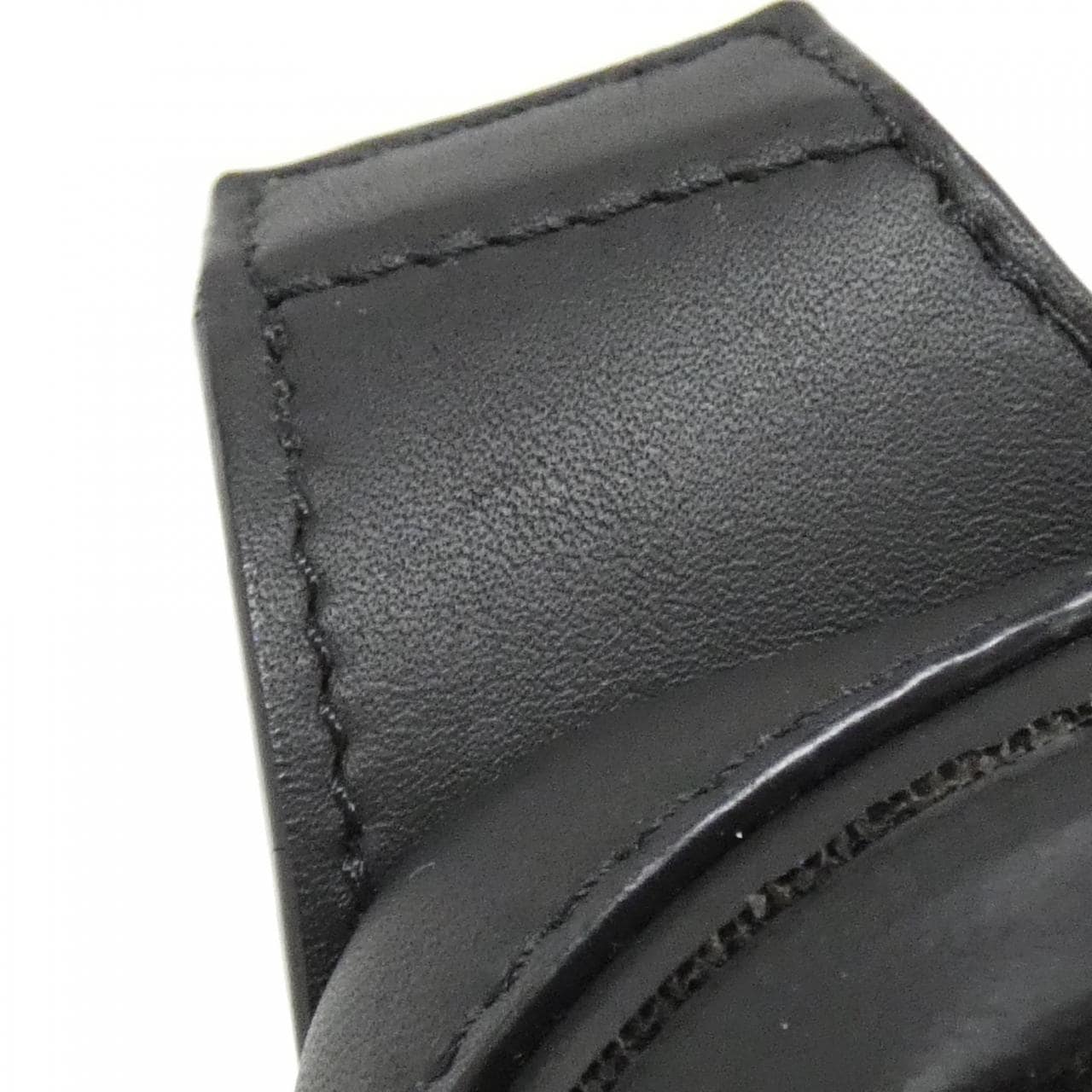 ルイヴィトン LOUIS VUITTON 2054 アシンメトリカル スリングバッグ M68773 ショルダーバッグ