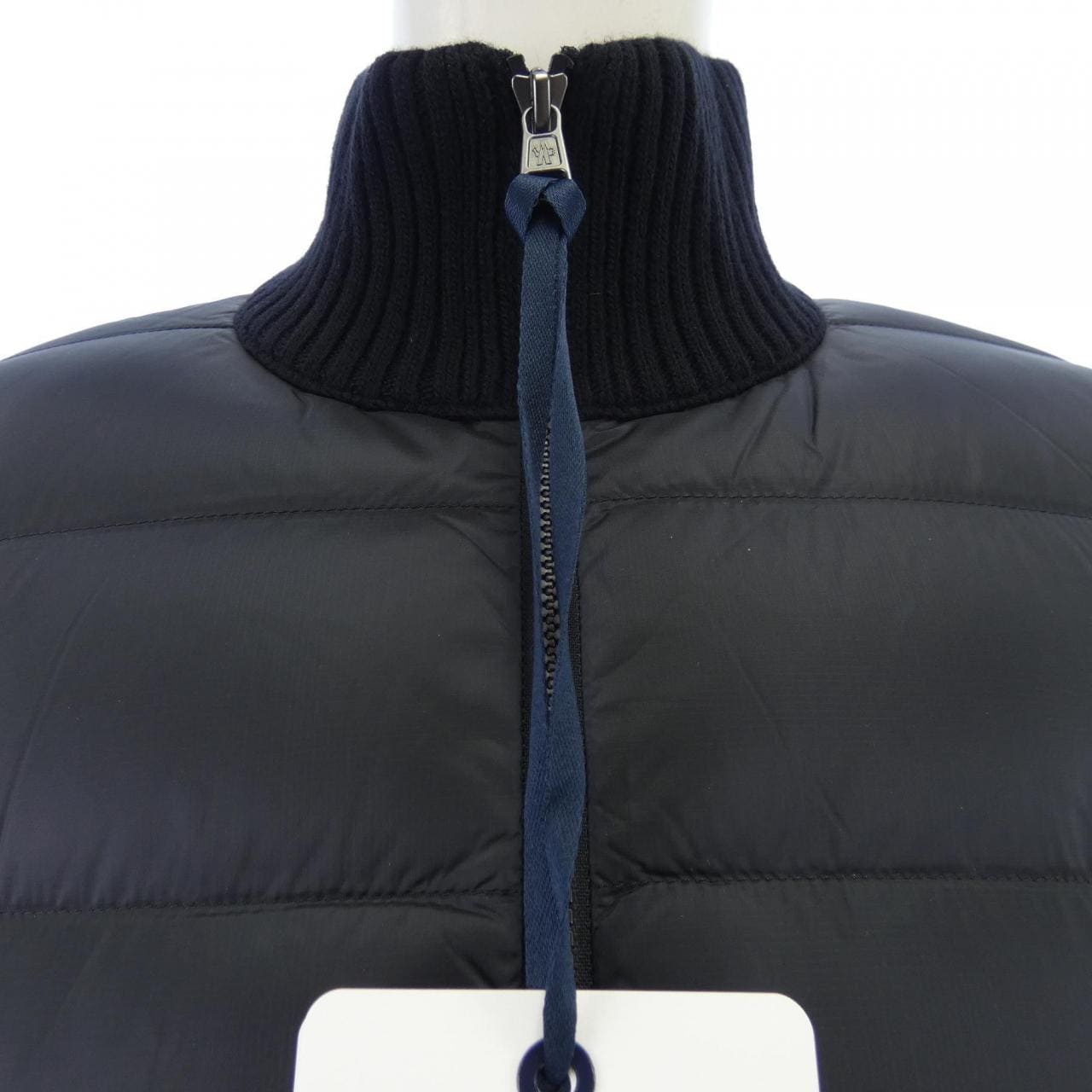 モンクレール MONCLER 20919B00051 ダウンジャケット